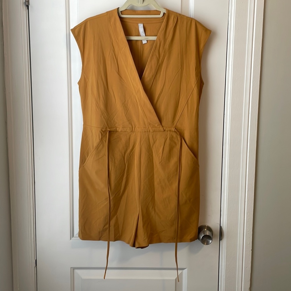 Athleta romper